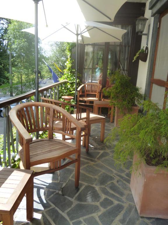Chalet Sur Lesse Hotel Maissin ภายนอก รูปภาพ